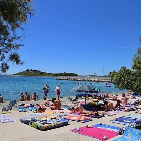 Apartman Damir Kazija *